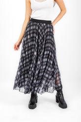 Twirl Skirt -Black